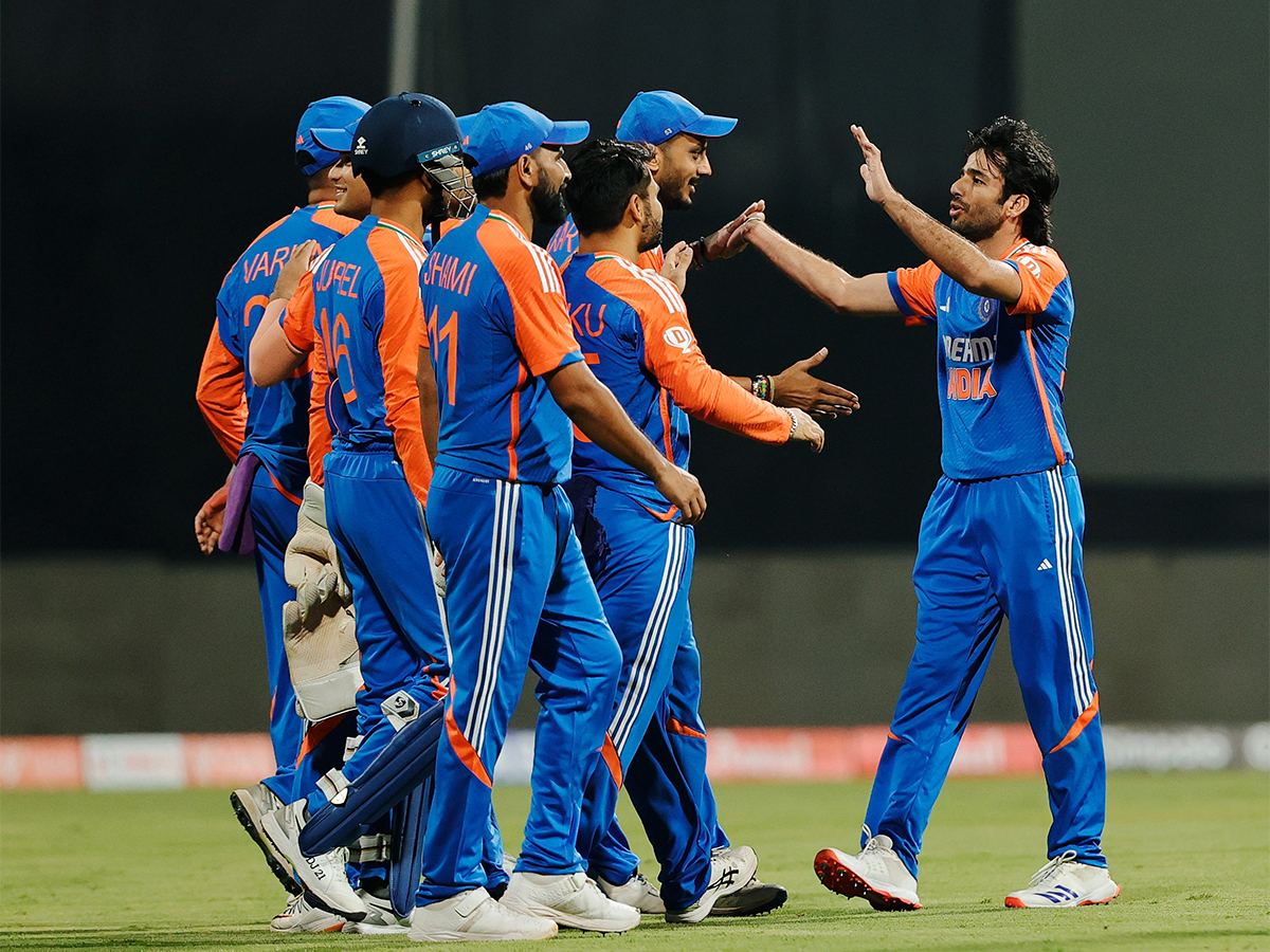 Juniors Vs Seniors in Indian Cricket Team