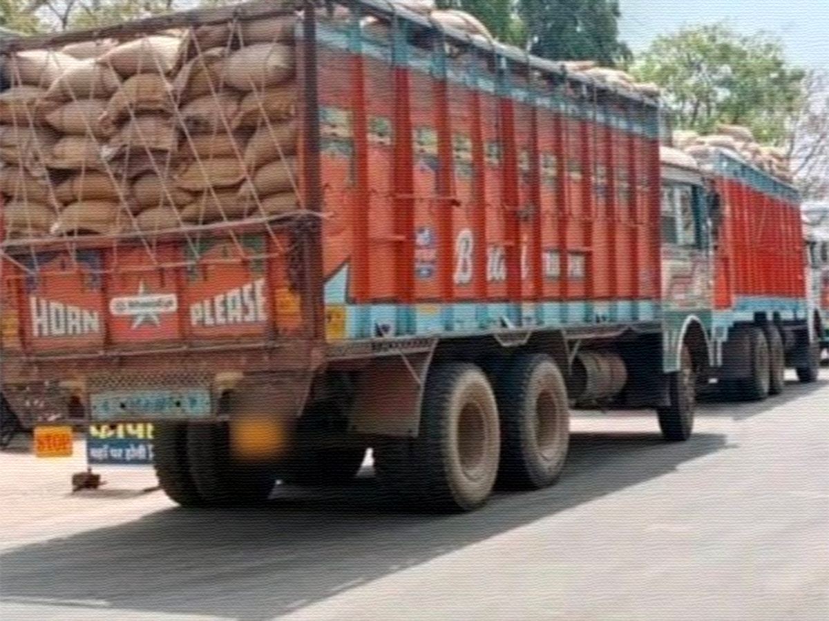ration rice scam AP, Kakinada rice scam, AP ration scam, Kakinada Port rice smuggling, PDS rice fraud, illegal rice exports AP