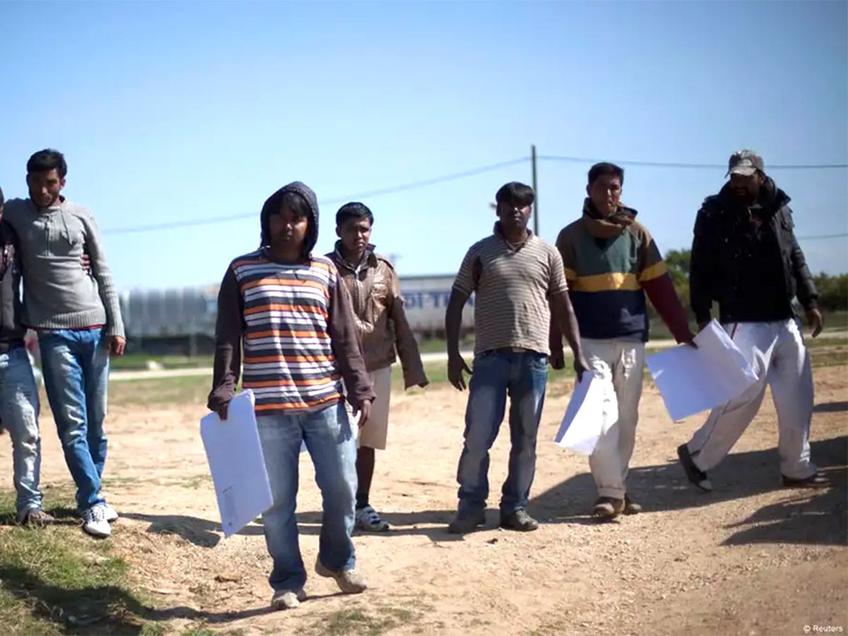 Migrants Exploit US Crackdown