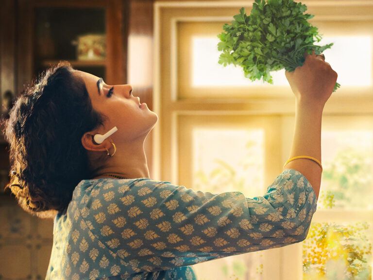 Mrs. movie hit, Mrs. Zee5 success, Sanya Malhotra OTT, The Great Indian Kitchen remake, Zee5 trending film