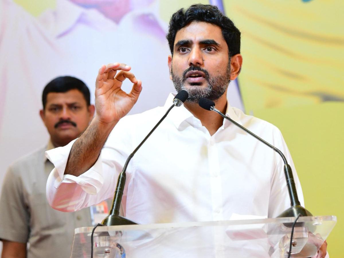 Nara Lokesh Old Speech Goes Viral After Vamsi Arrest!