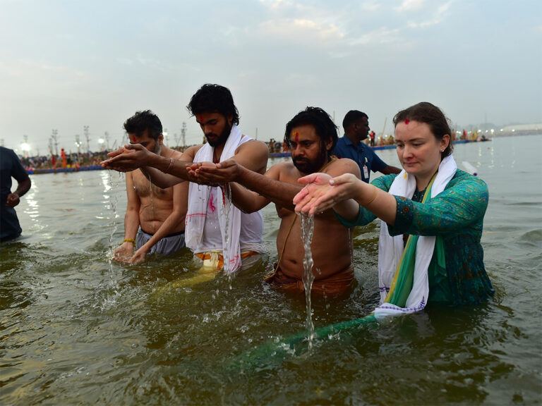 Pawan Kalyan Takes Holy Dip at Maha Kumbh