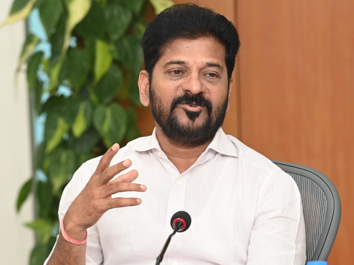 Sub-standard Food Served to Revanth Reddy