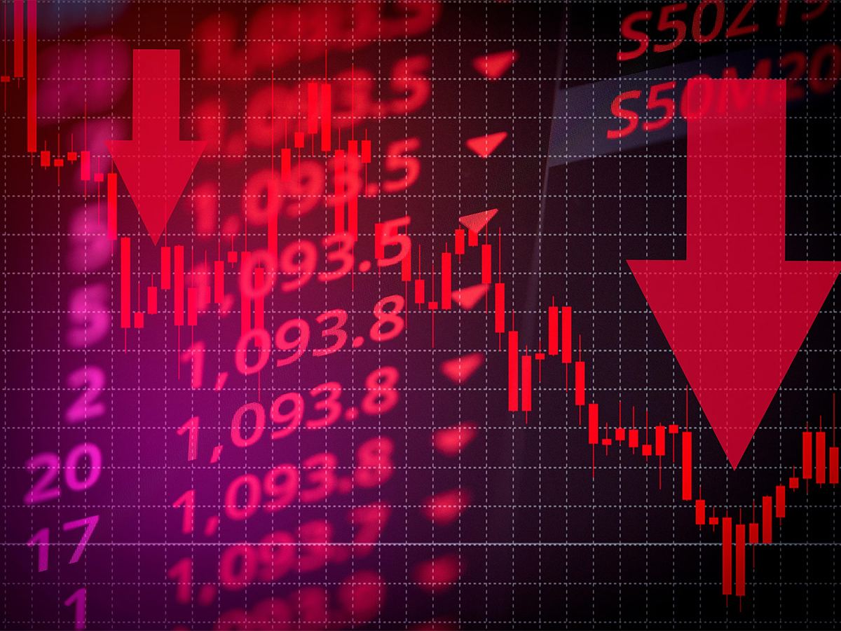 Stock Market Crash: Investors Lose ₹7 Lakh Crore