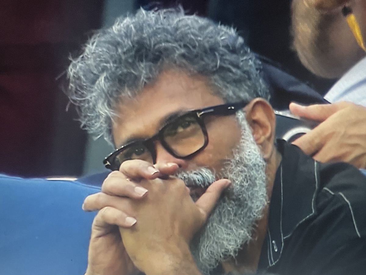 sukumar-dubai-cricket-match