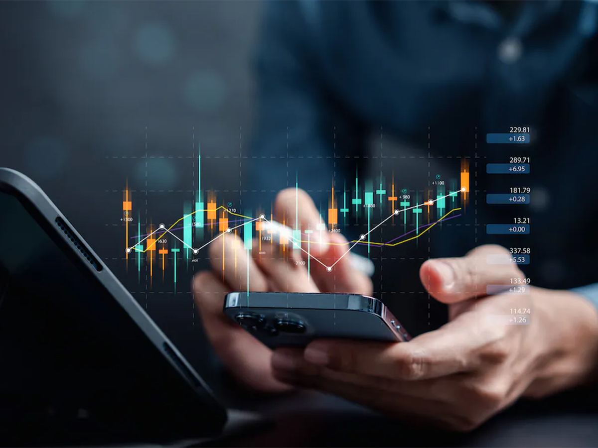 techie loses 34l in online trading scam