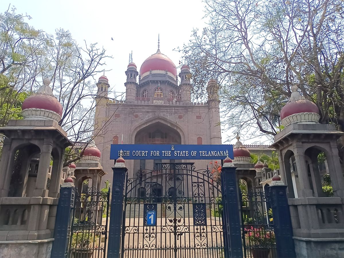Telangana High Court Warning to HYDRAA
