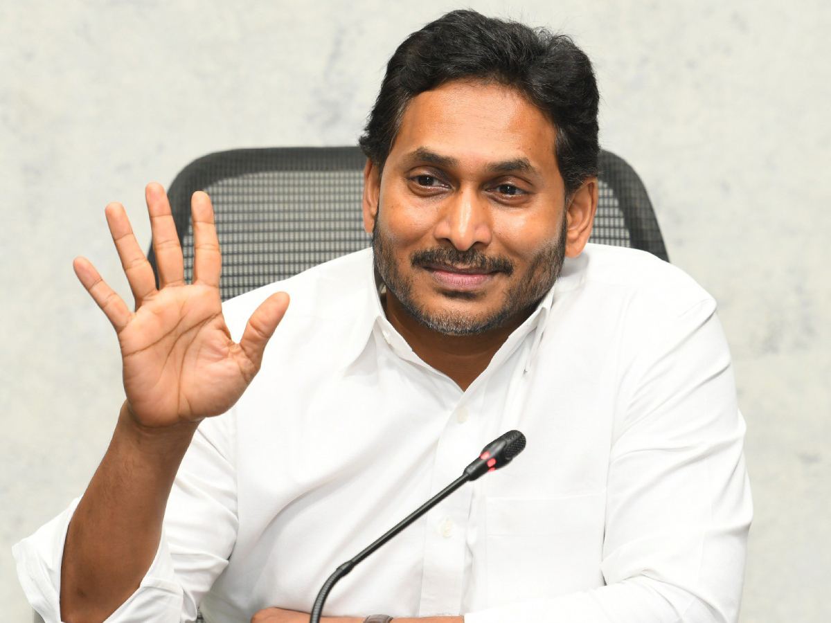 Who Is Advising Jagan Mohan Reddy