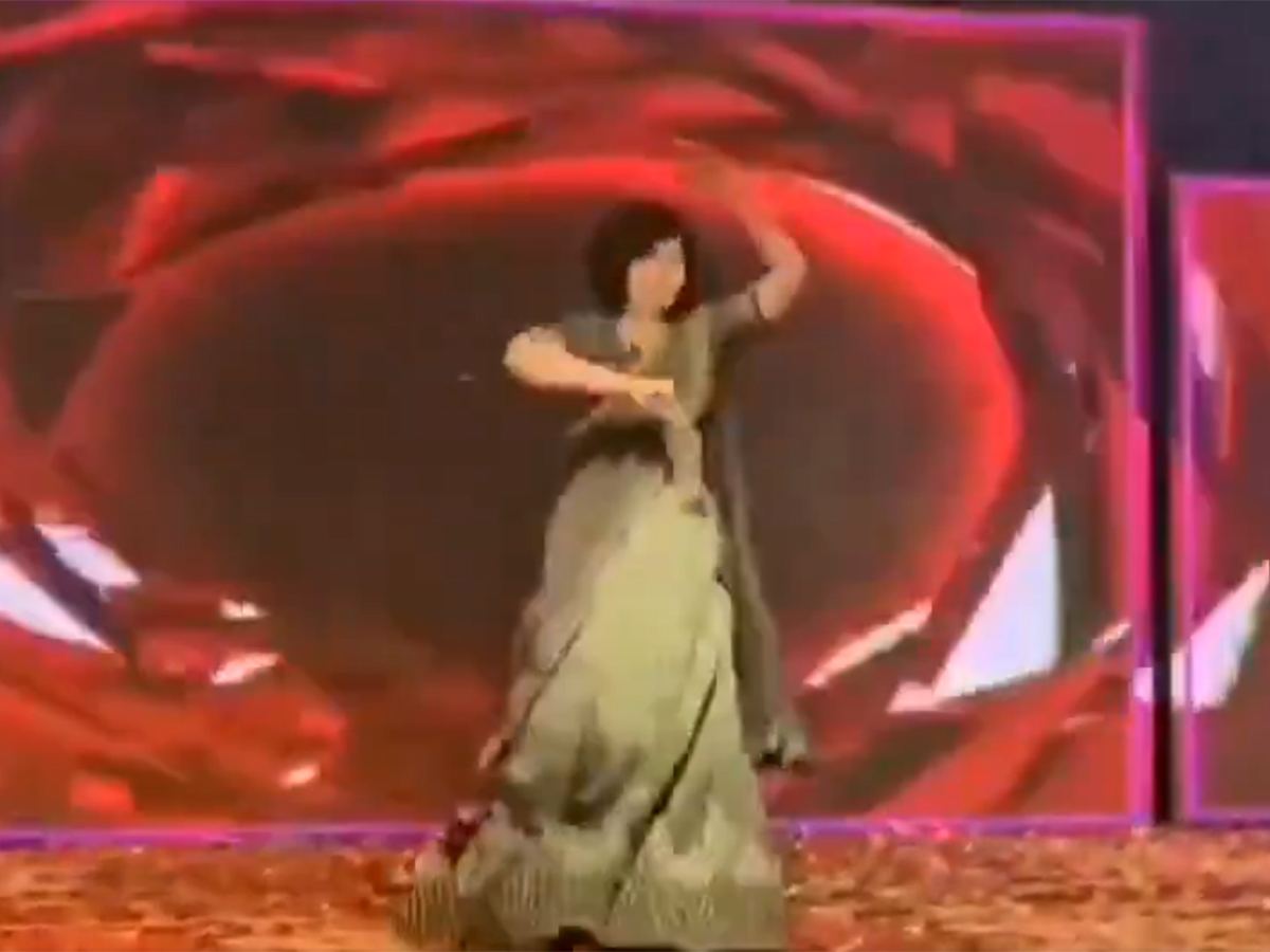 Woman Dies Dancing At Wedding