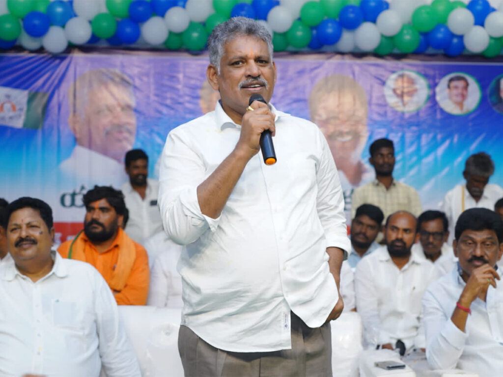 Chevireddy Bhaskar Reddy Gets Notices