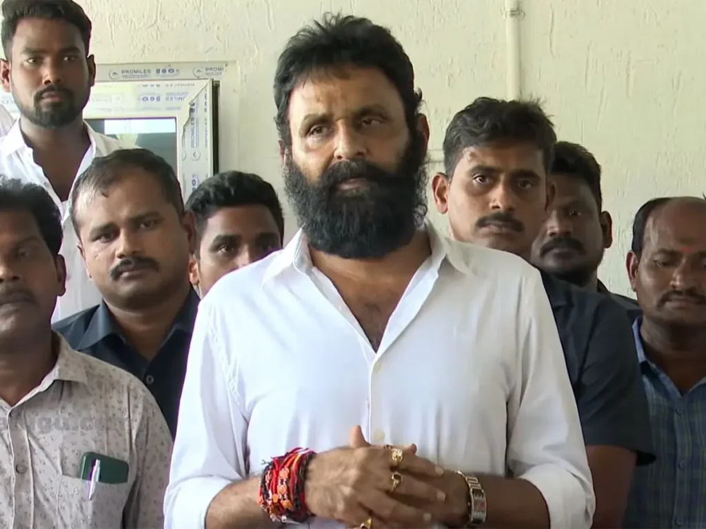 High Court Orders Kodali Nani to be Issued Notices