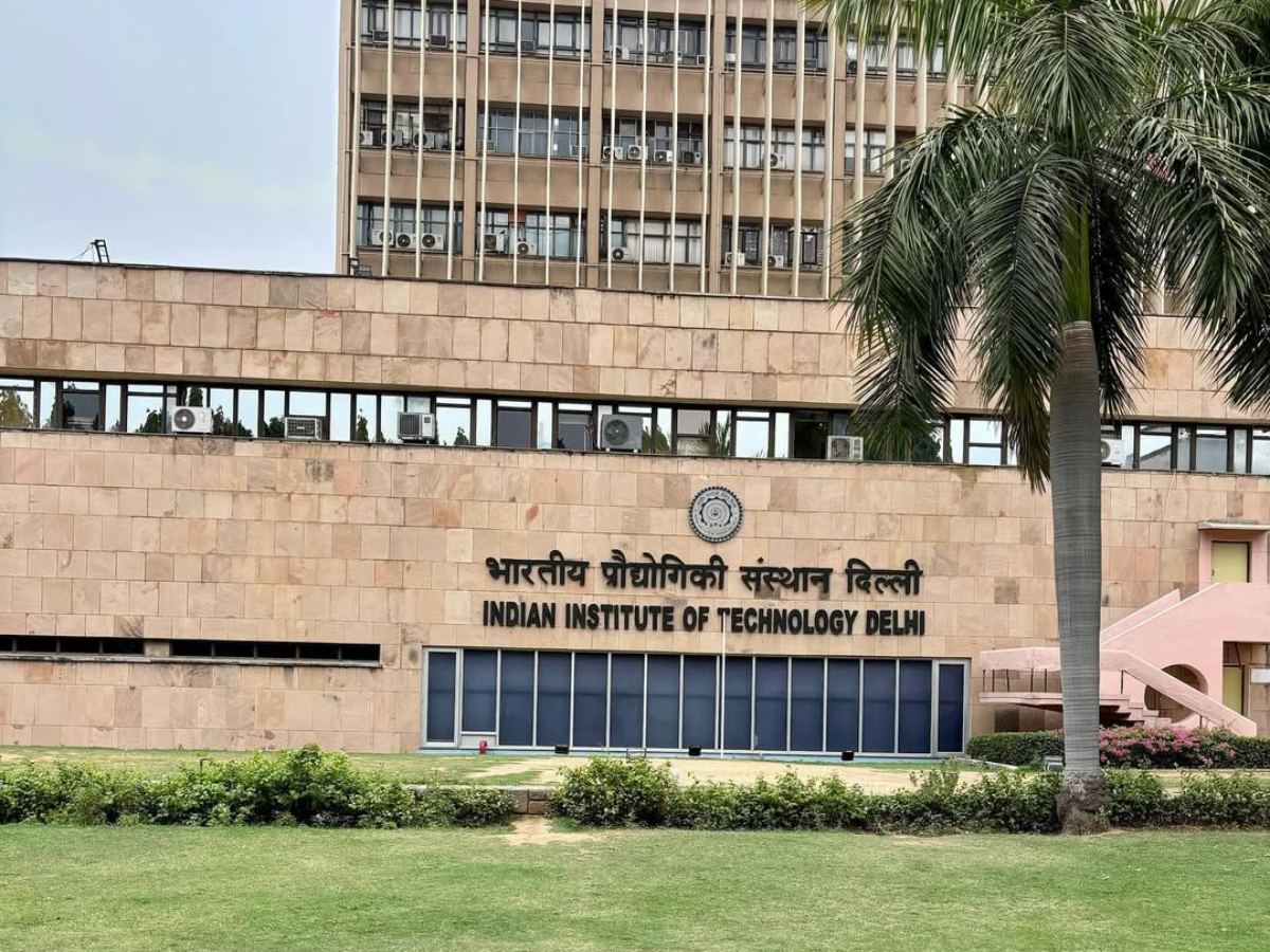 Only 61% of IIT Delhi's Students Get Jobs