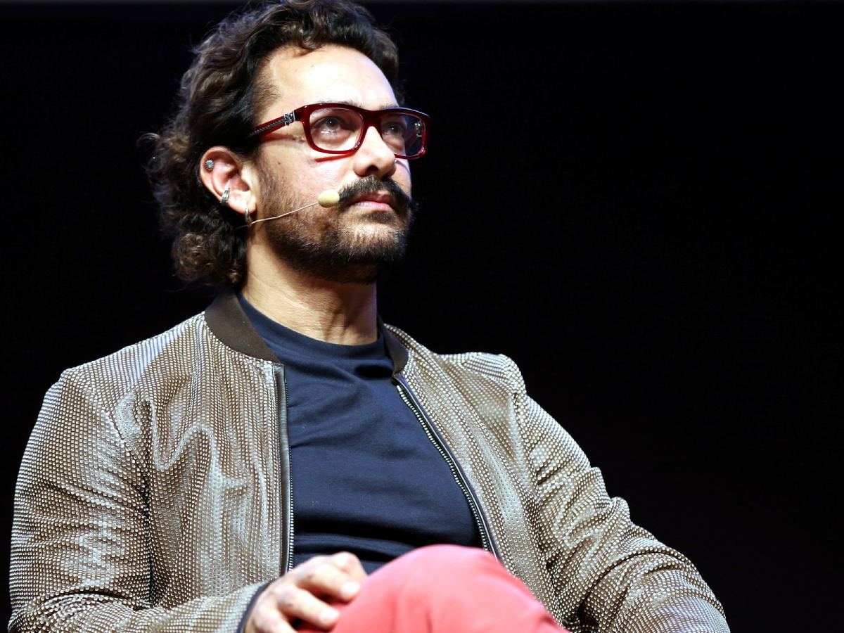 Superstar Aamir Khan Exposes Bollywood