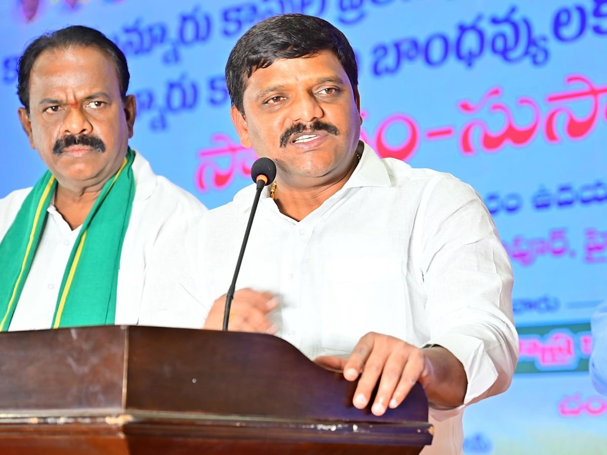 Teenmaar Mallanna Suspended from Party