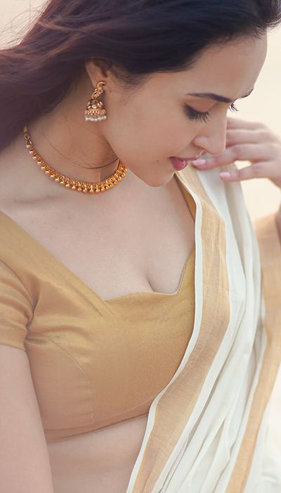 varsha-cuteness--hotness-in-one-frame