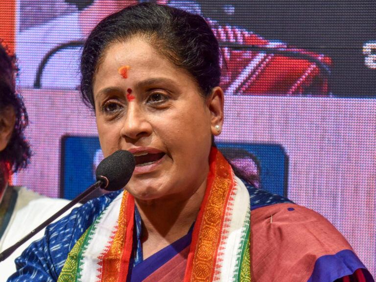vijayashanti-congress-party