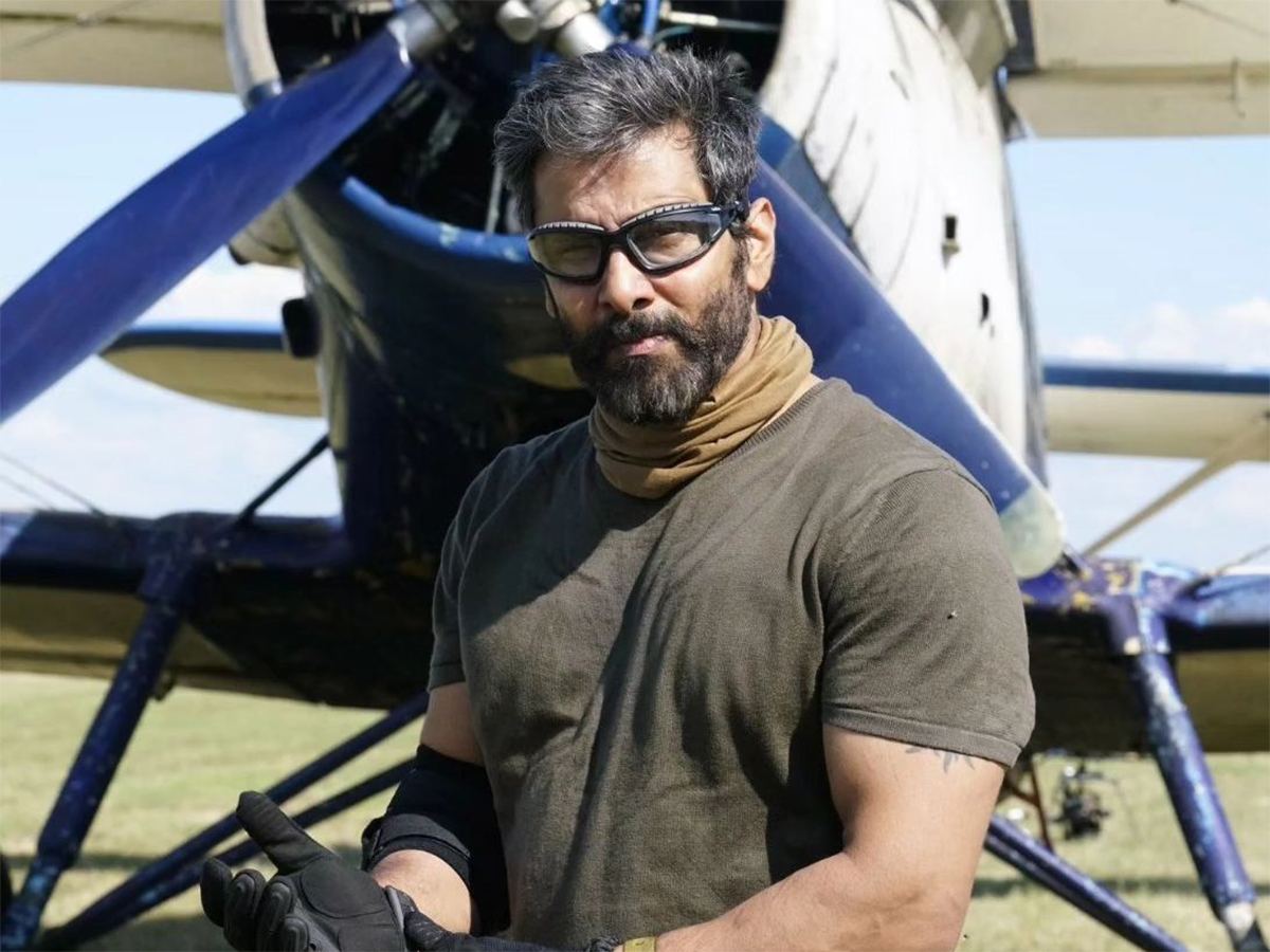 Vikram Dhruva Natchathiram