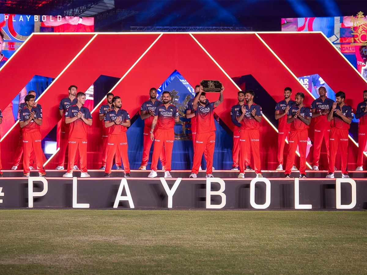Virat Kohli Saves RCB