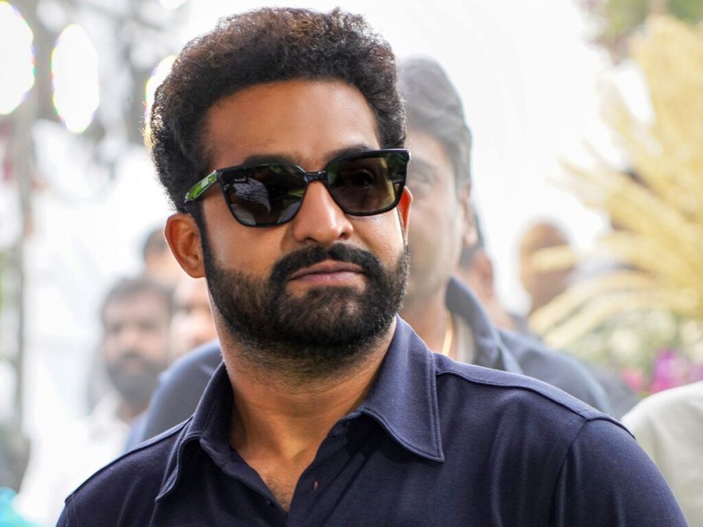 WAR 2 BO Result NTR Holds Key