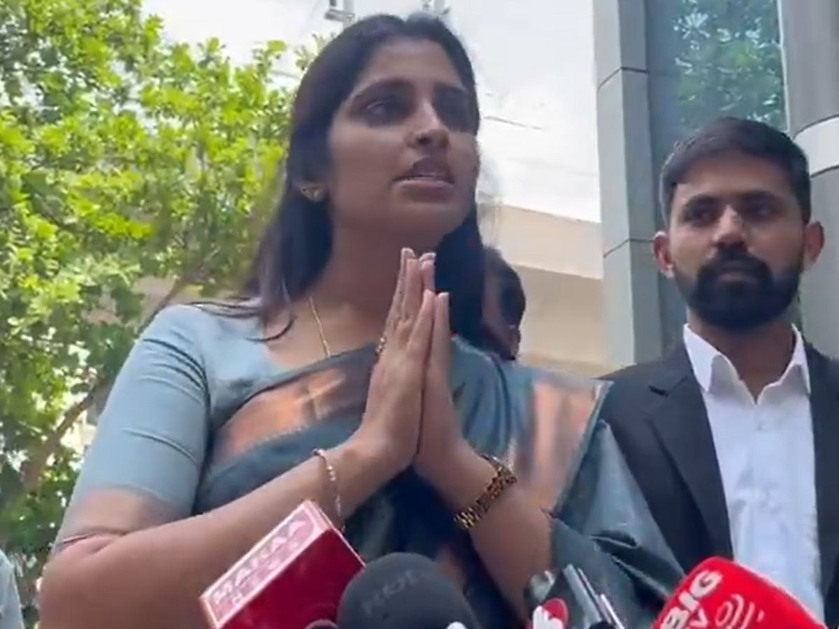 ysrcp-leader-shyamala In Betting Apps Case