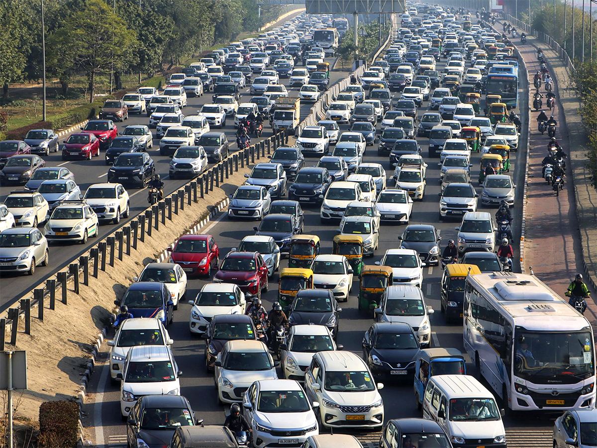 Govt Wants Music on Roads