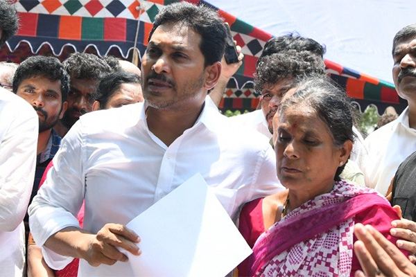 jagan-forgot-the-work-he-came-to-raptadu