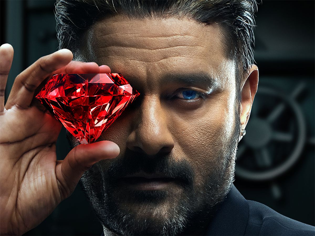 Jaideep Ahlawat In Netflix Jewel Thief