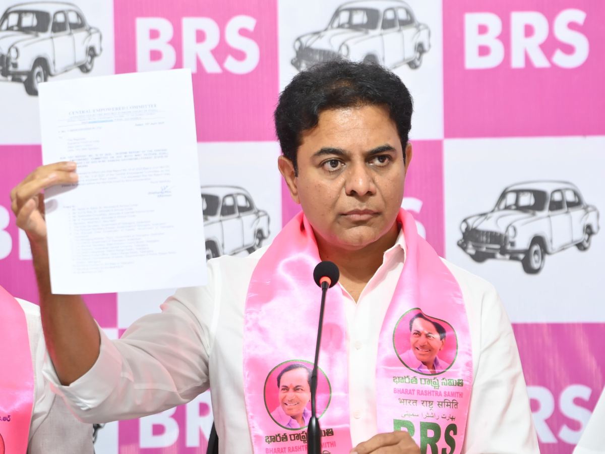 ktr-talking-to-media-in-telangana-bhavan