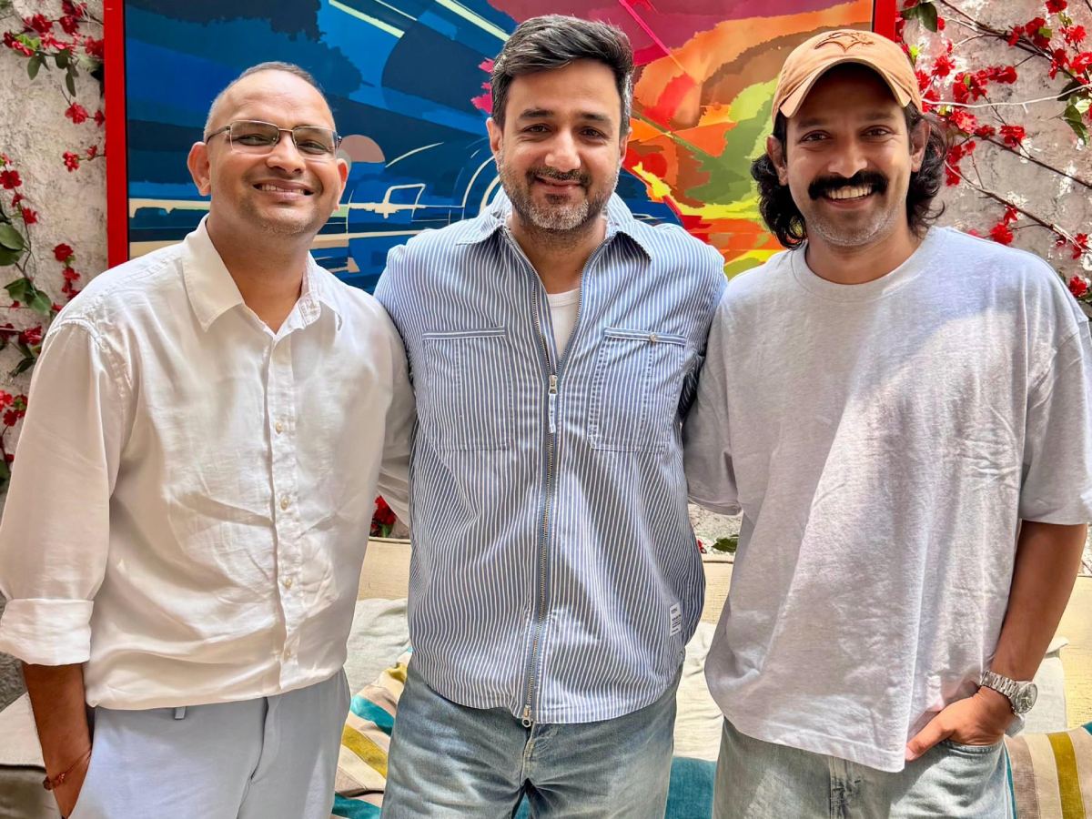 Vikrant Massey to Play Sri Sri Ravi Shankar