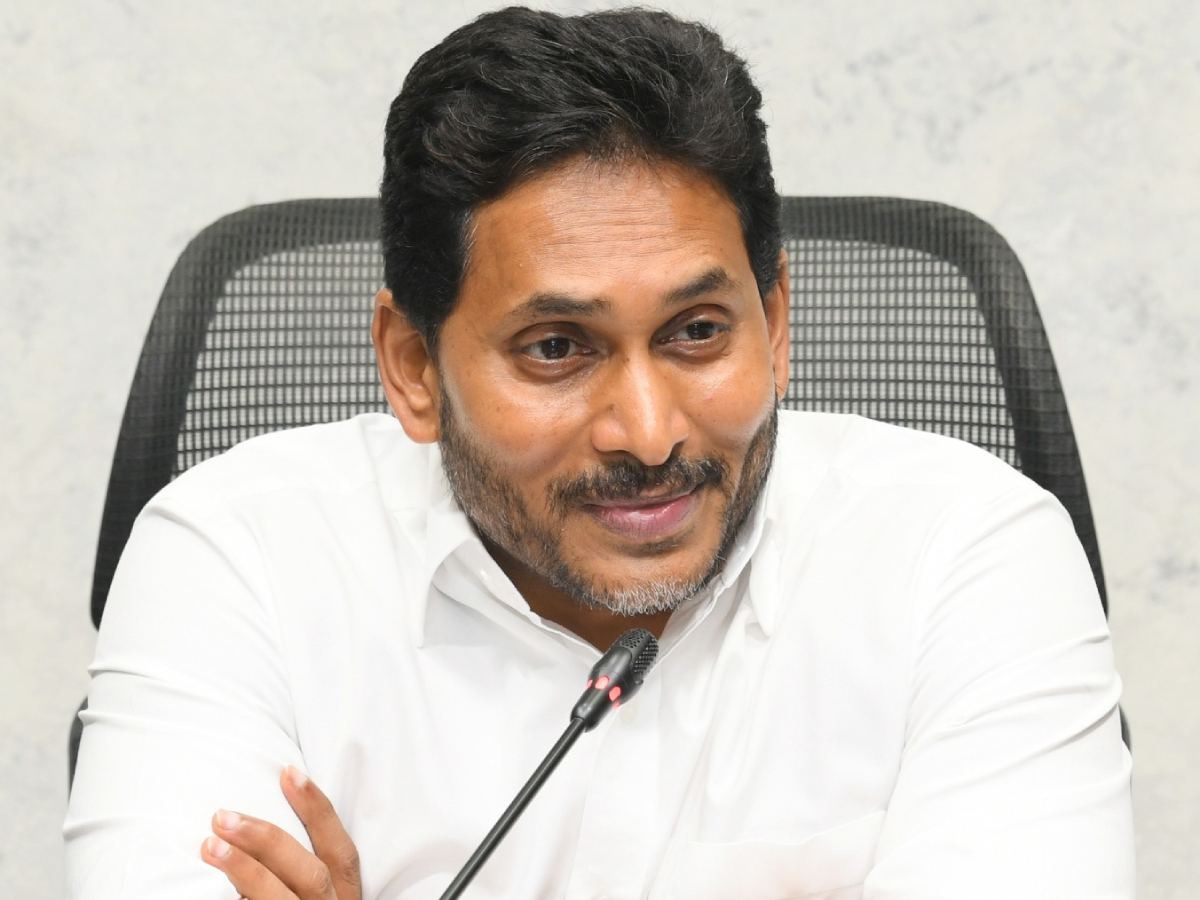 YSR Congress Party 3 Capitals