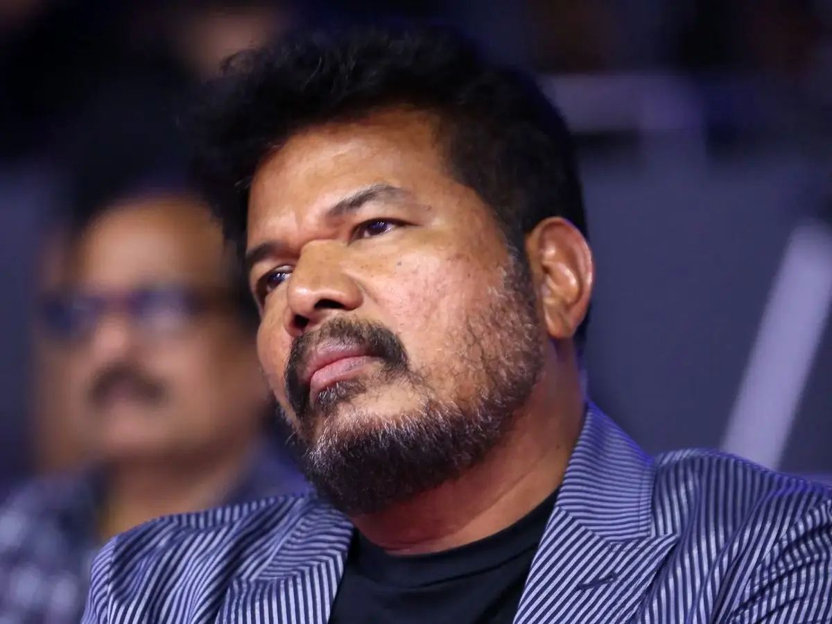 How Shankar Tortured Charan And Dil Raju?