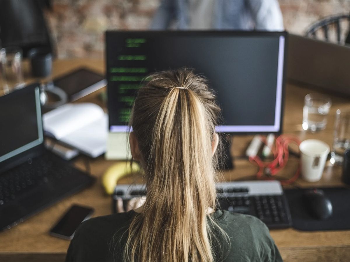 Internet Goes Crazy Over Rs 10 Tech Job