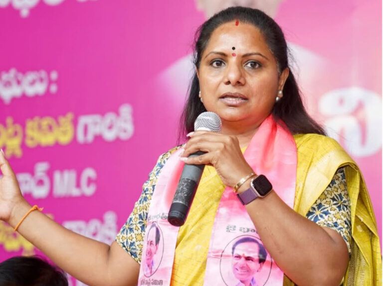 Kavitha Comments BRS Merging With BJP Is Party Big Headache