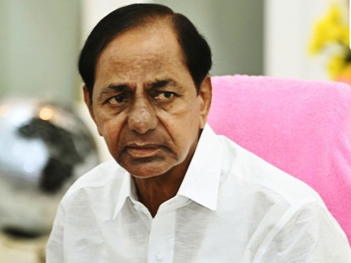 KCR in Dilema With Kavitha Letter