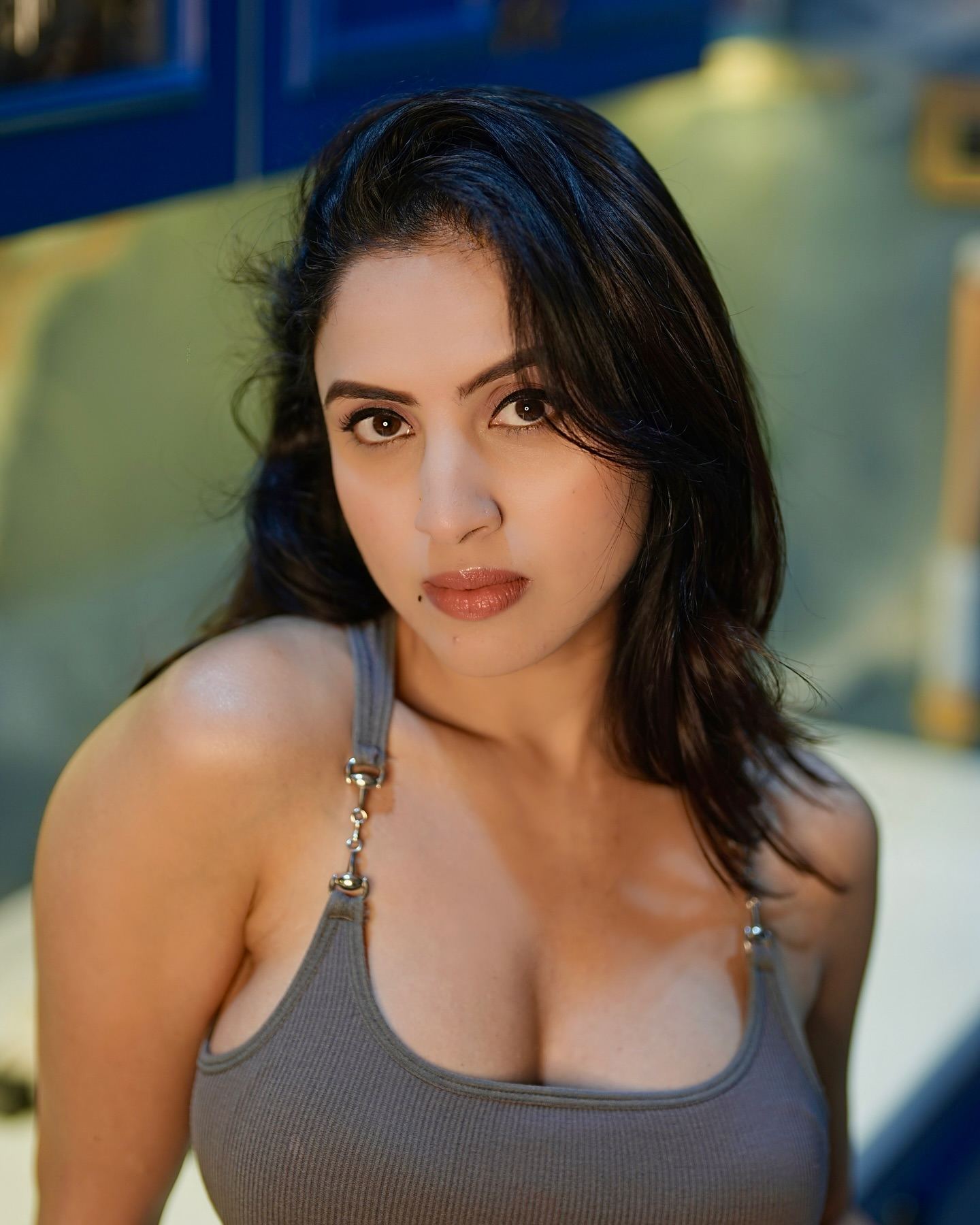 Moody Lights, Bold Curves – Priyanka Kholgade Wins