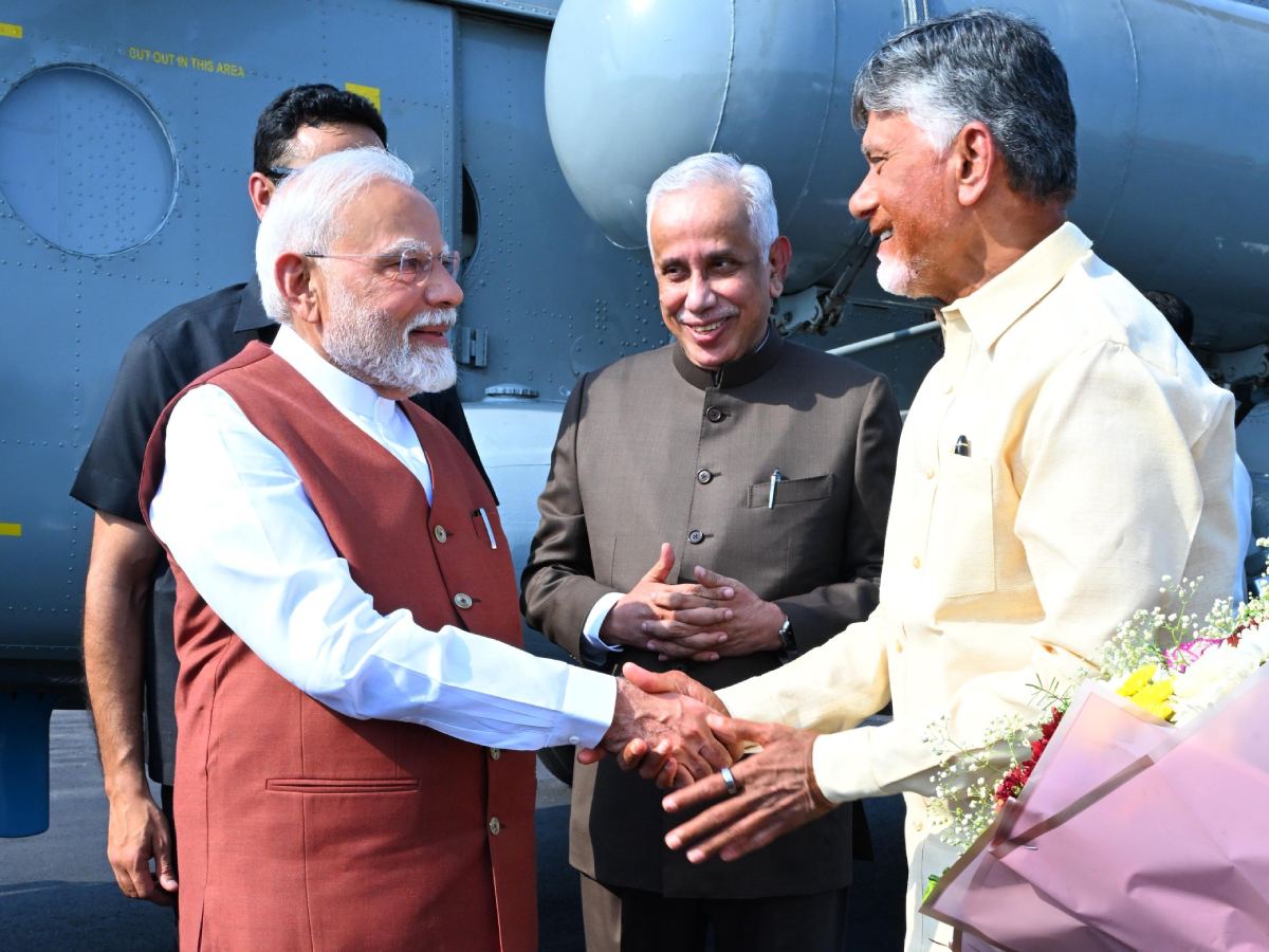 PM in Amaravati...YSRCP Still on Simhachalam Issue