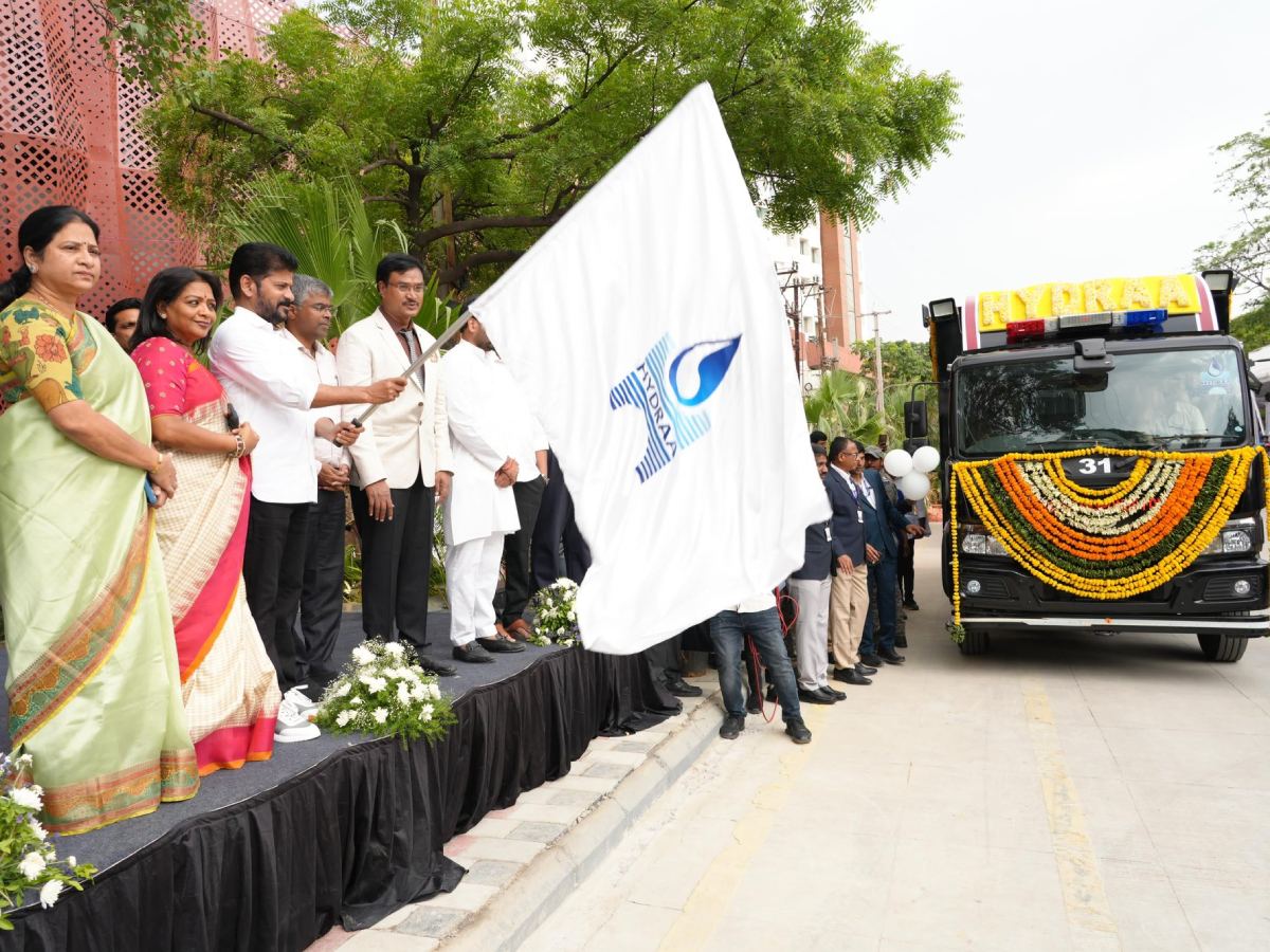 Revanth Reddy Inaugurates First HYDRAA Police Station