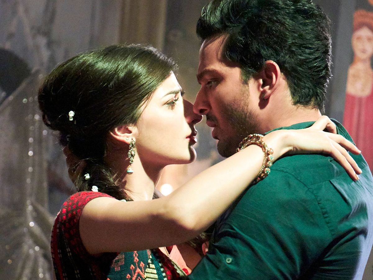 sanam-teri-kasam