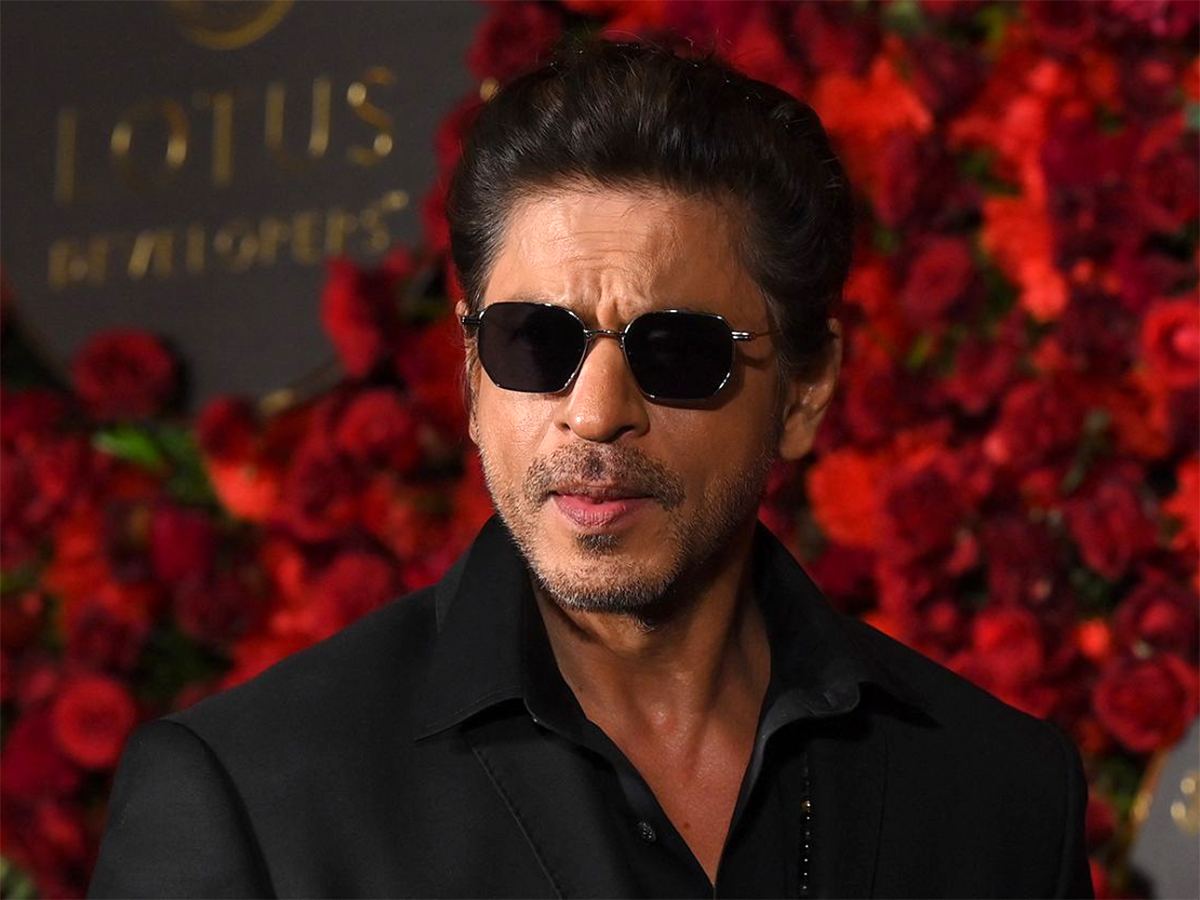 Shah Rukh Khan to Steal Ravi Teja's Title