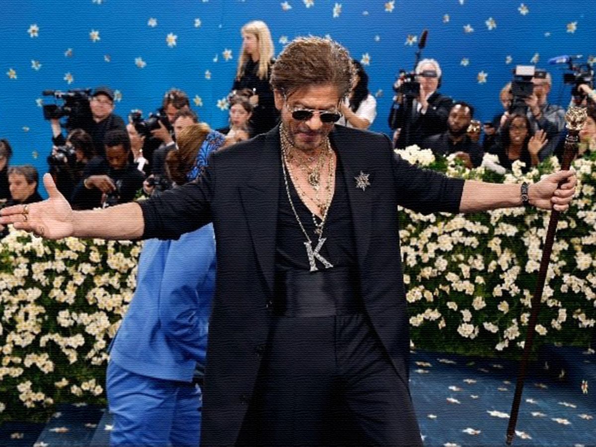 srk-gets-trolled-for-met-gala-hateful--jealous