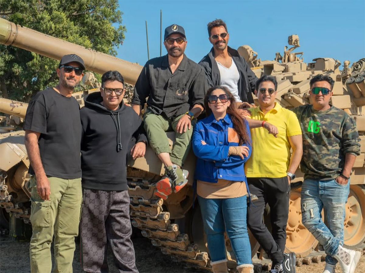 Sunny Deol Delays Border 2