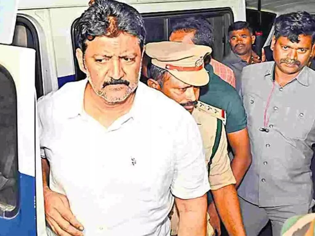 Vallabhaneni Vamsi