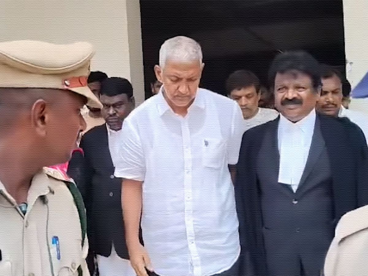 vallabhaneni-vamsi-bail
