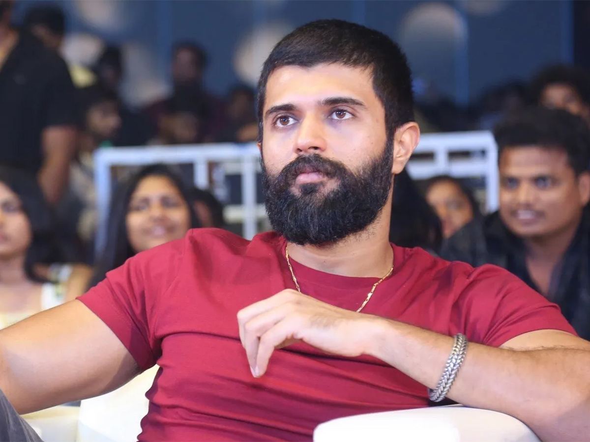 Exclusive: Vijay Deverakonda Is Geetha Arts‘ Binami