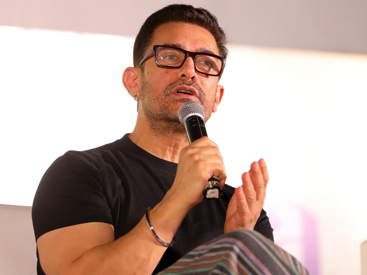 Aamir Khan Calls Trolls Rubbish