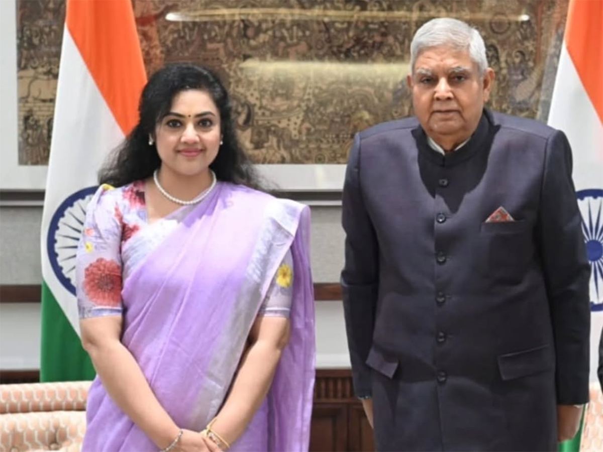 Actress Meena to Join BJP