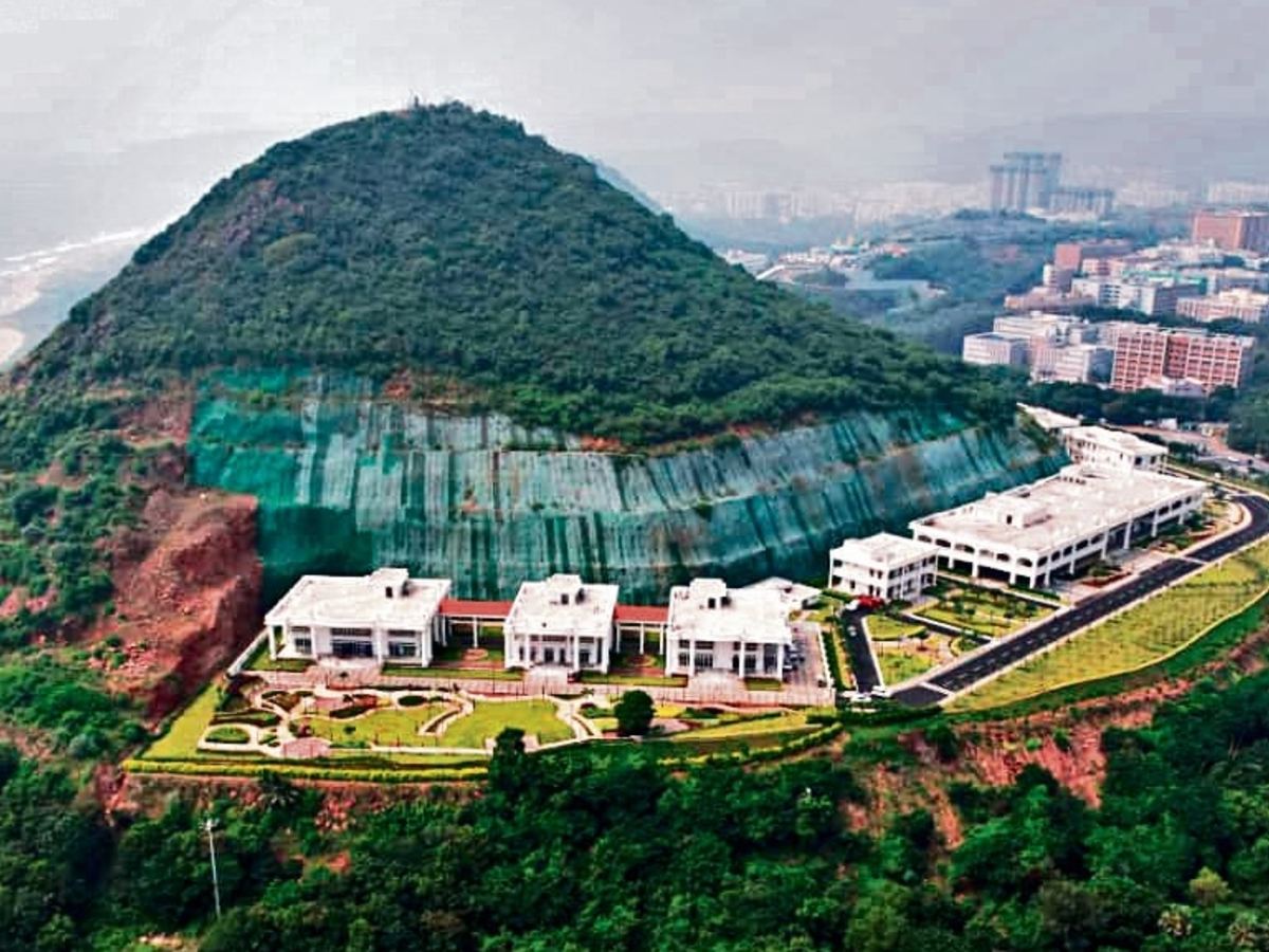 Andhra Pradesh Needs Industries Not Palaces