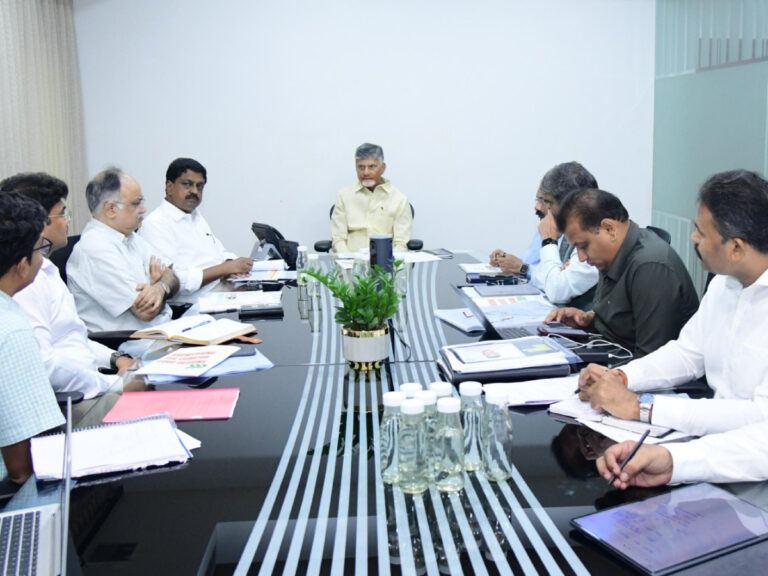 Chandrababu Naidu Comments on Jagan Mohan Reddy Tenali Tour