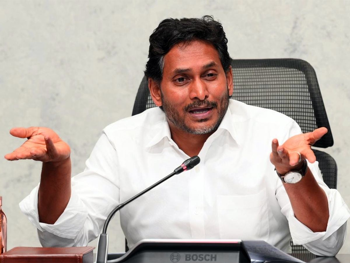 explained-driver-responsible-for-accident-why-case-on-jagan