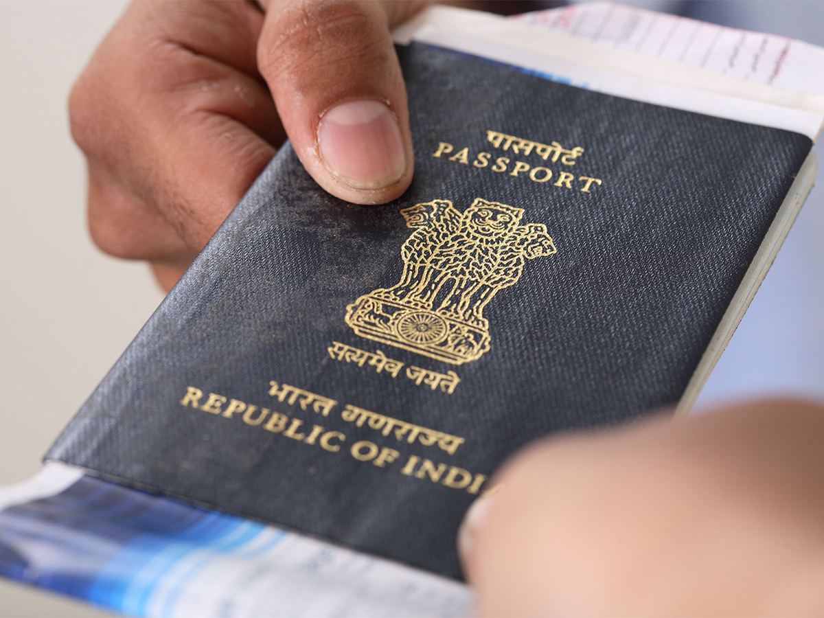 Pregnant Spouses Face Issues at Entry